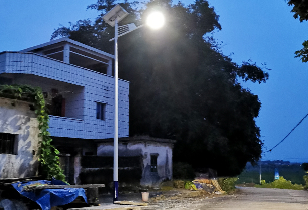 新農(nóng)村太陽能led路燈