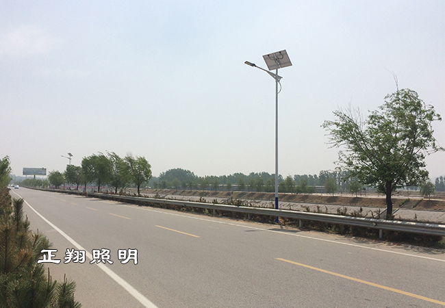 太陽(yáng)能路燈