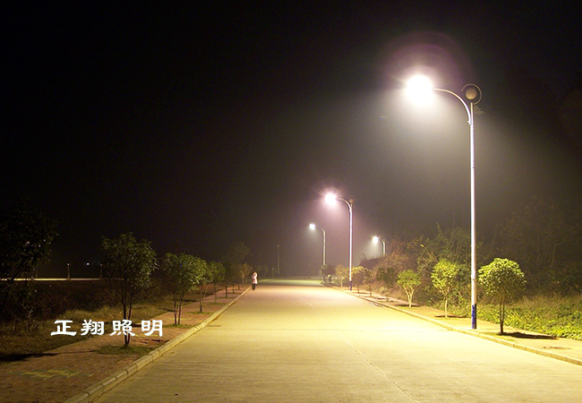 太陽能路燈