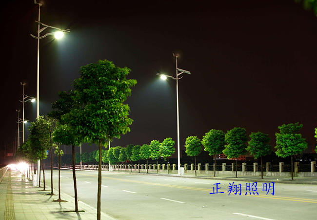 太陽能路燈