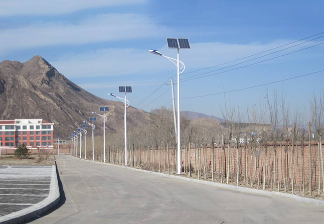 太陽能路燈