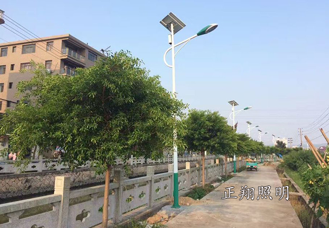 太陽(yáng)能路燈