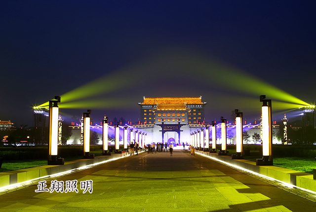 夜晚廣場(chǎng)LED景觀燈