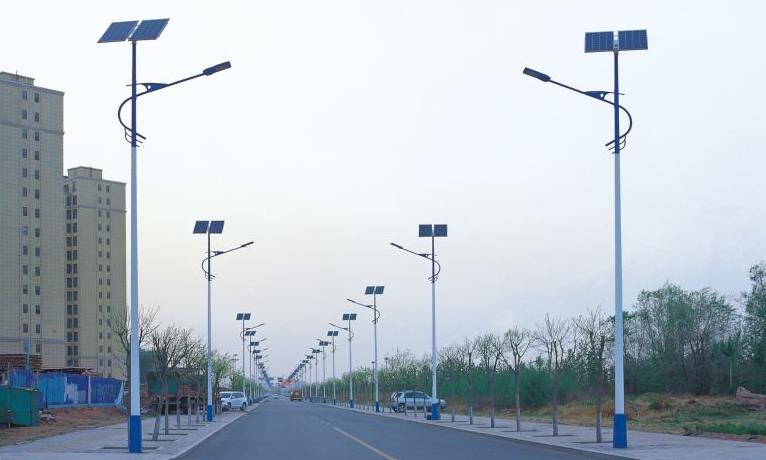 單臂路燈和雙臂路燈——正翔照明