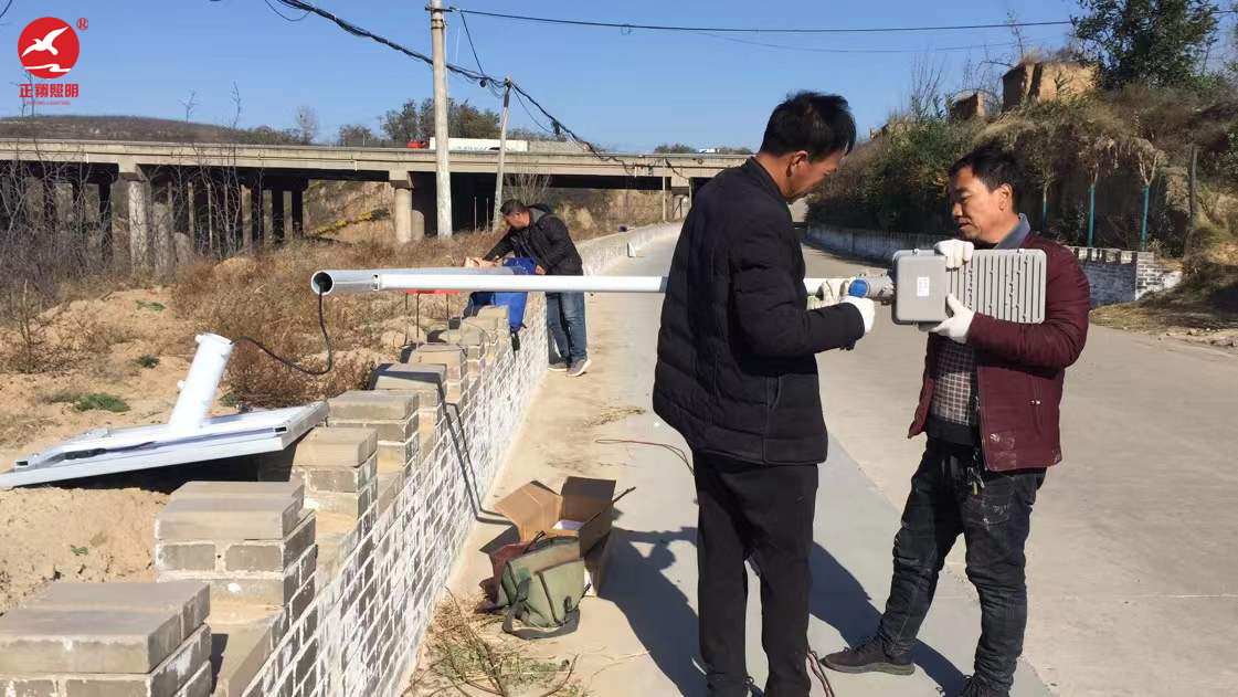 河南省三峽市靈寶市太陽能路燈工程案例