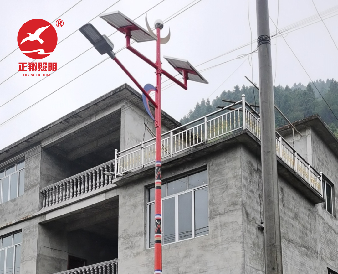 江西民族風(fēng)太陽能路燈工程案例