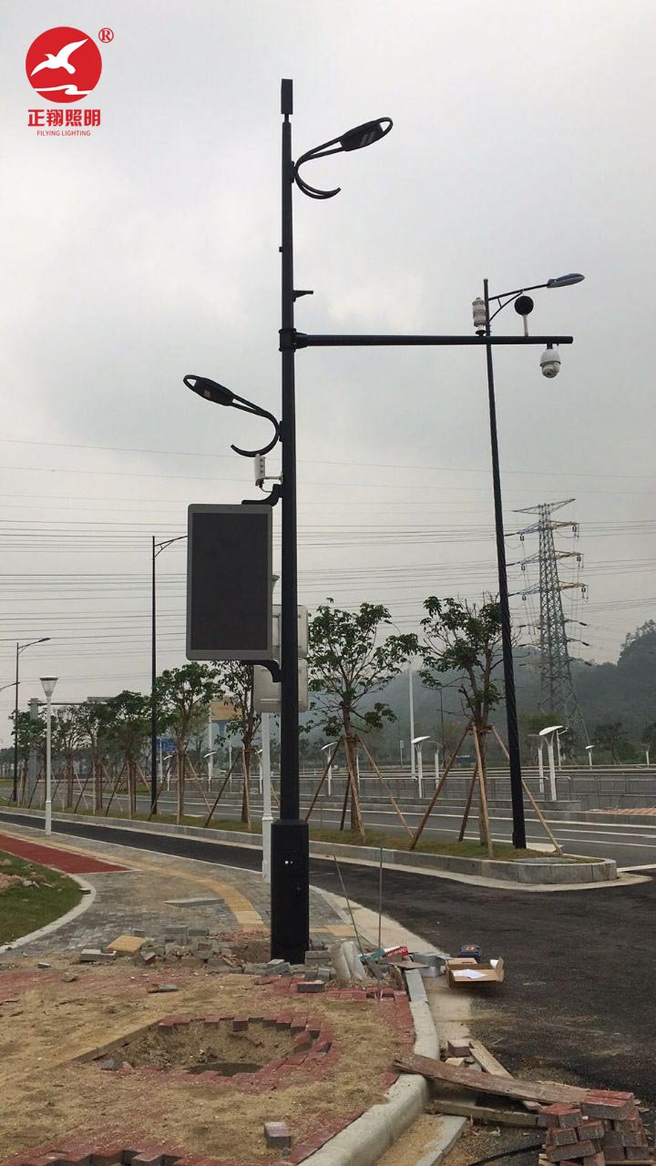 廣東珠海多功能路燈桿工程案例