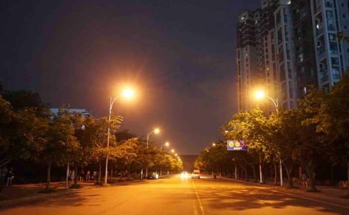 市政路燈為什么大部分都采用暖色