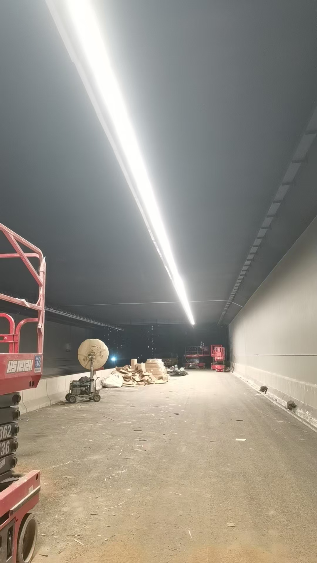 北京公路隧道燈安裝