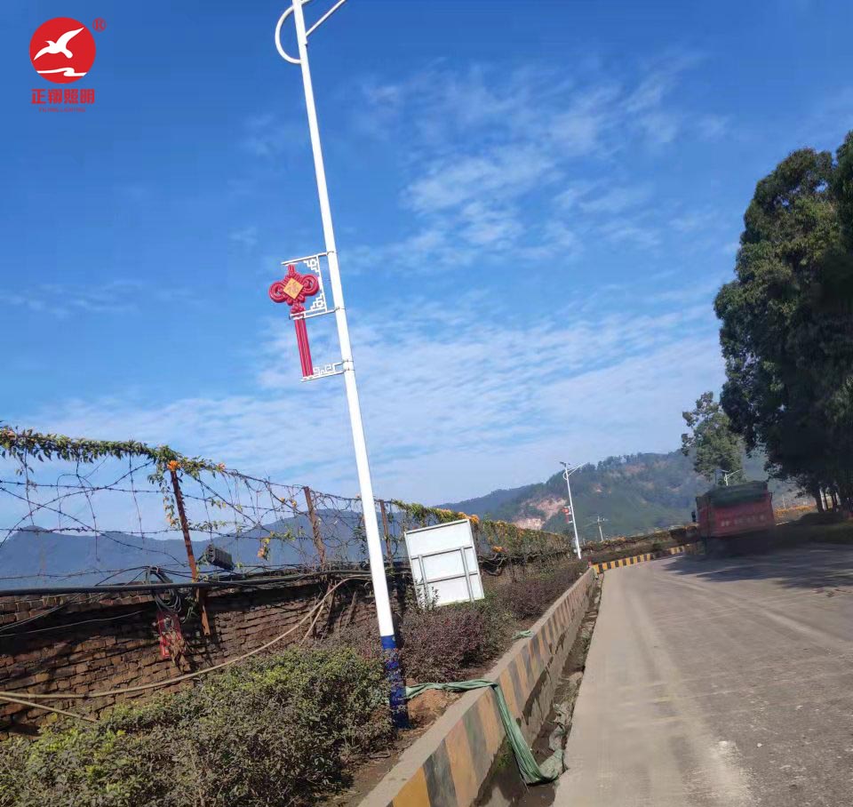 中國結(jié)太陽能路燈工程案例