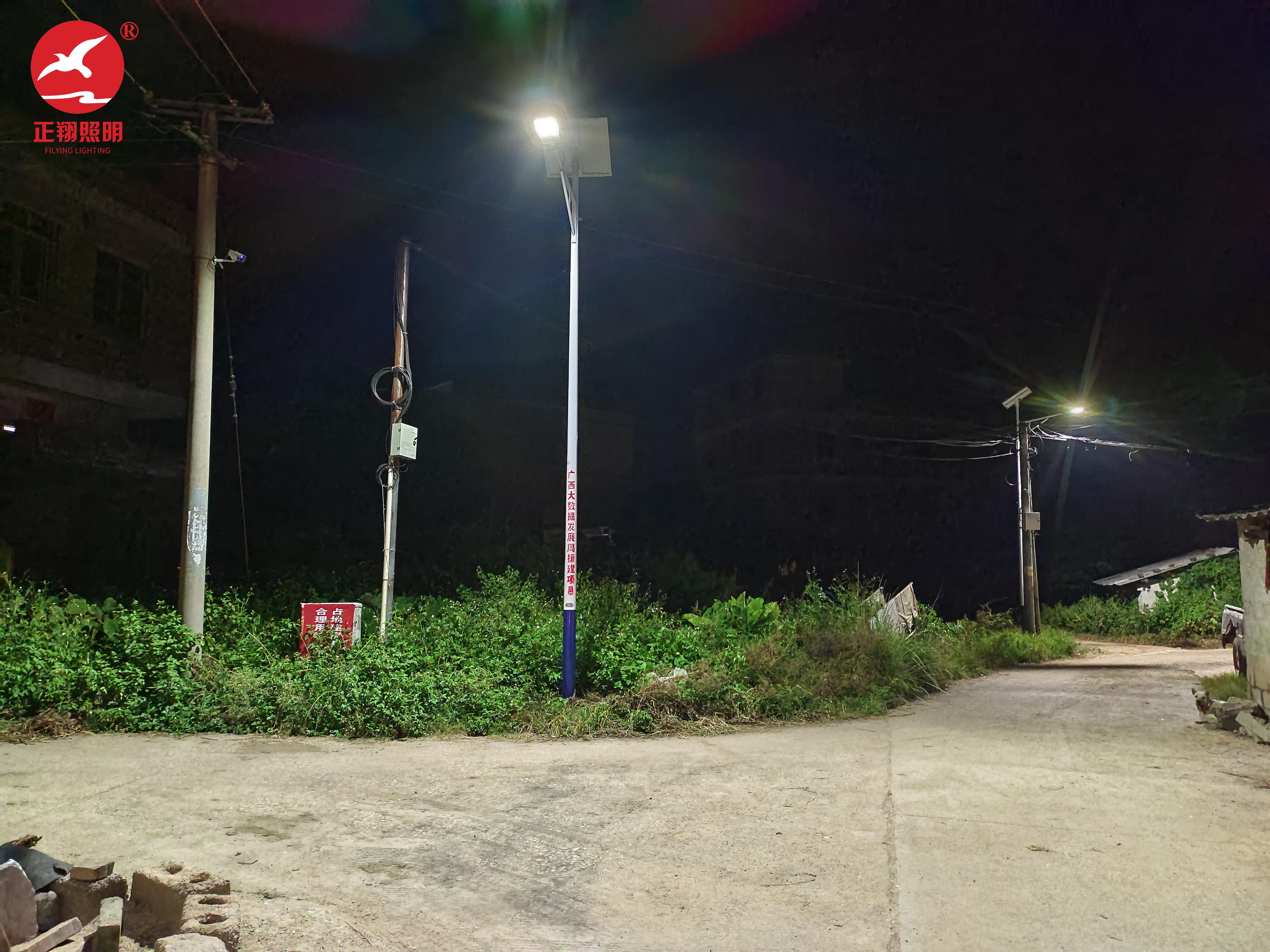 廣西桂平鄉(xiāng)村太陽能路燈項(xiàng)目案例