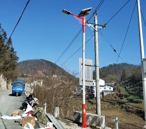 LED太陽能路燈ZX1502應用圖2